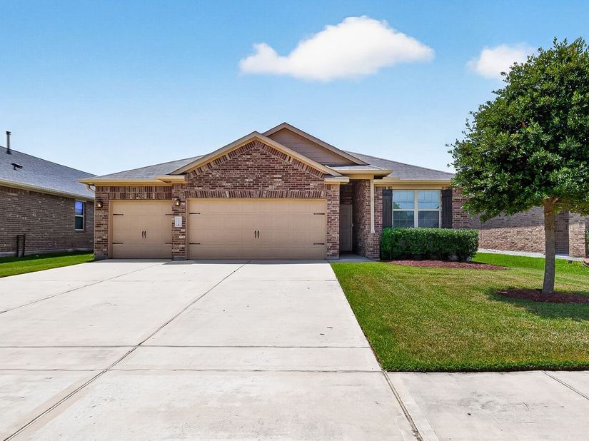 7806 London Tower Lane, Houston TX 77044