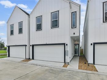 9902 Clark Road