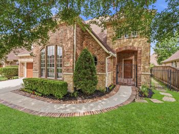 43 S Mews Wood Court