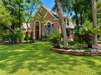 6 Meadow Rose Place