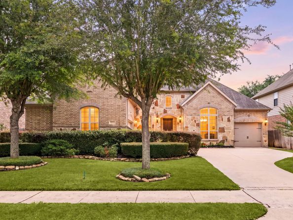511 Somerset Drive, Sugar Land TX 77479