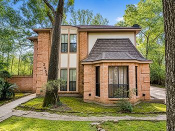 2058 Parkdale Drive