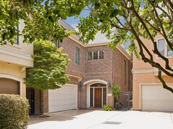 28 Hackberry Lane