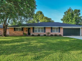 9003 Autauga Street
