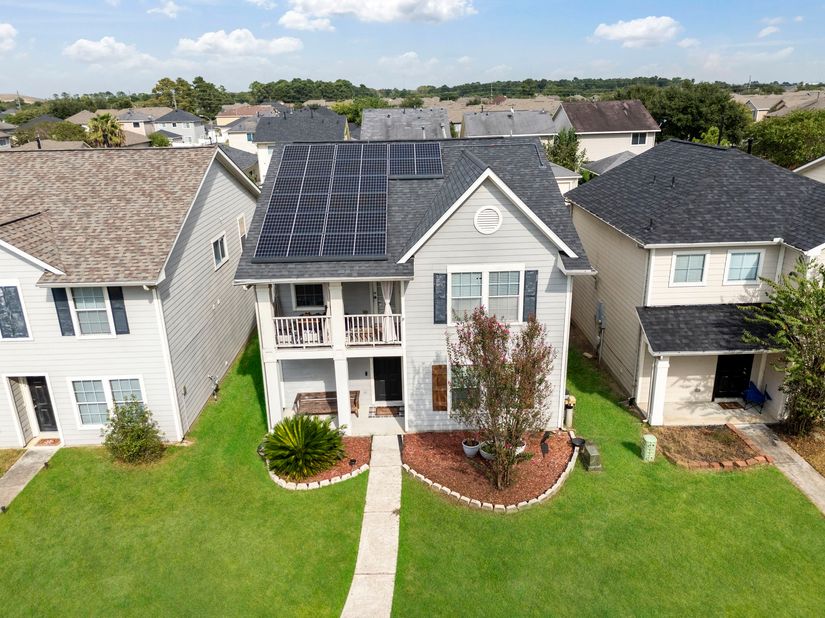 1206 Verde Trails Drive, Houston TX 77073