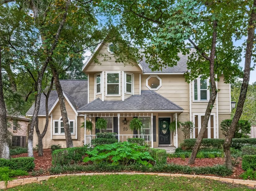 16 Mayfair Grove Court, The Woodlands TX 77381
