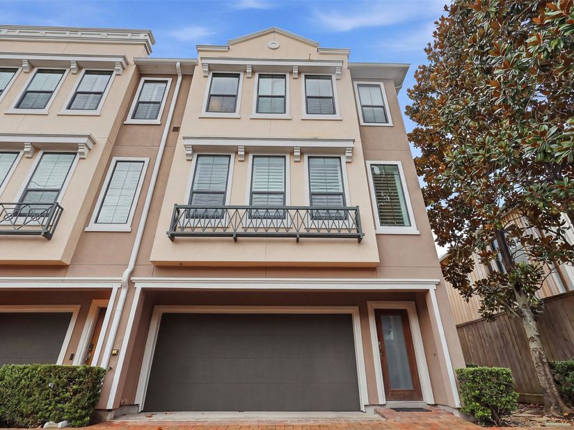 3302 Audley Street 126, Houston TX 77098
