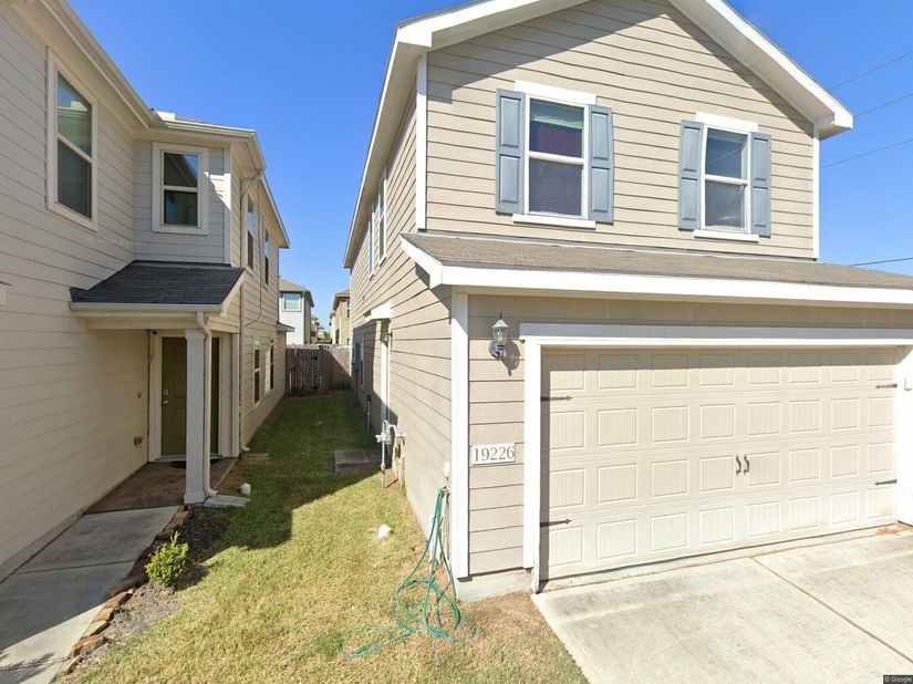 19226 Flint Oak Court, Houston TX 77073