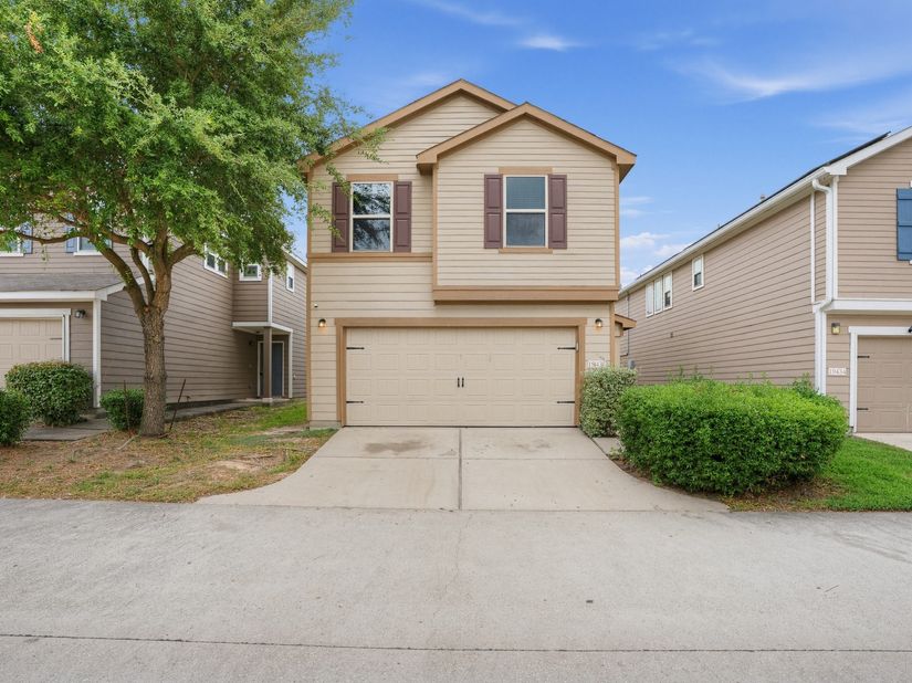 19436 Archer Glen Drive, Houston TX 77073