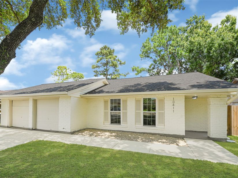 10411 Sagewillow Lane, Houston TX 77089