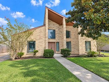 11811 Pepperdine Lane