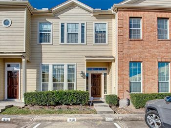 1918 Gentryside Drive
