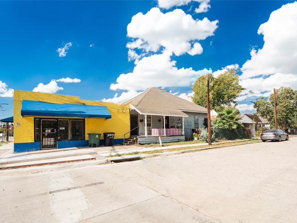 815 Quitman Street, Houston TX 77009