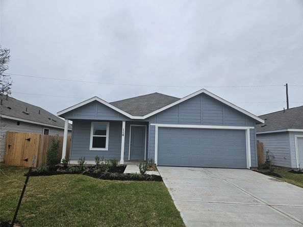 25613 Rose Creek Drive, Cleveland TX 77328