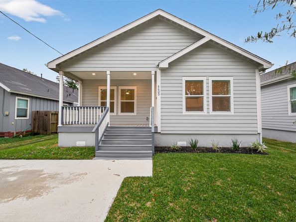 6605 Greenhurst Street, Houston TX 77091