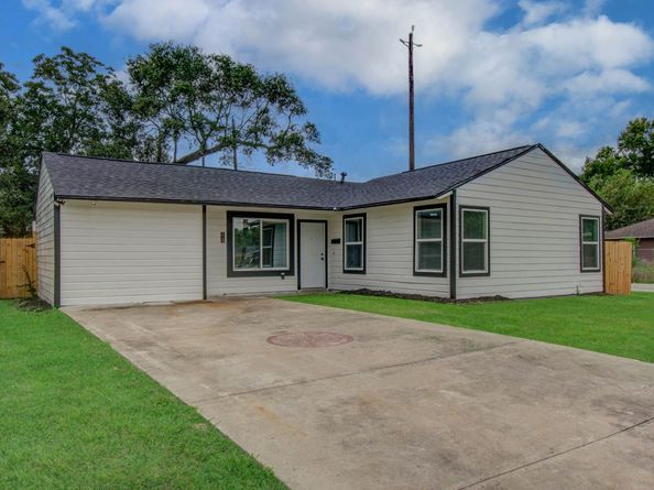 7713 St Lo Road, Houston TX 77033