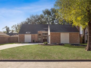 6611 Castle Lane Drive