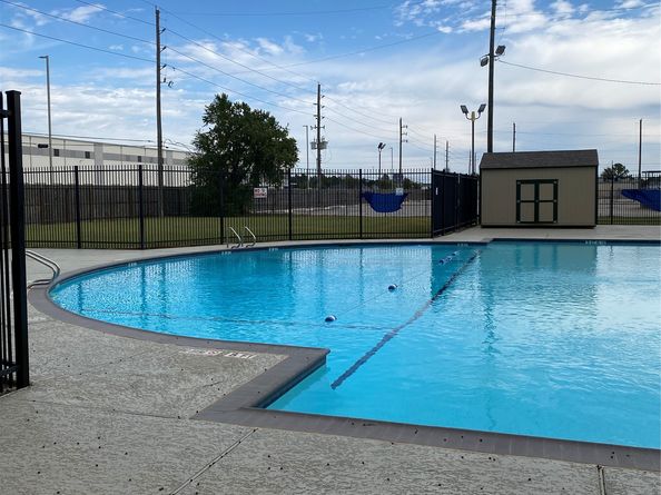 415 N Forest Boulevard, Houston TX 77090