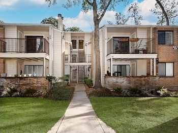 3500 Tangle Brush Drive