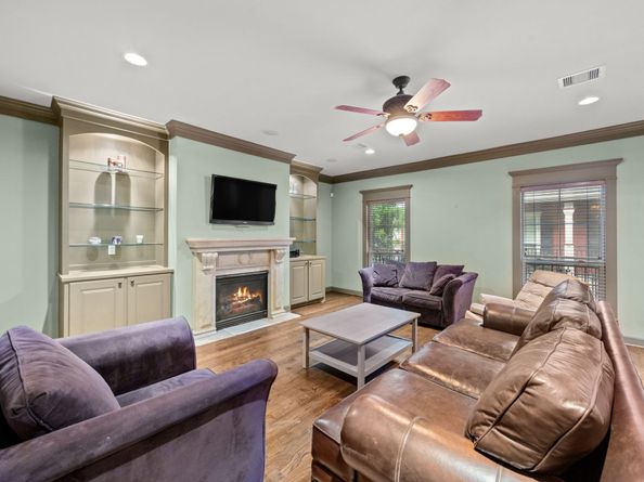 1106 W 18th Street A, Houston TX 77008