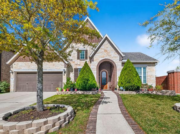 131 Crown Estate Way, Sugar Land TX 77498