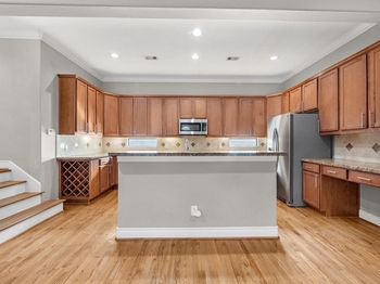 2505 dallas