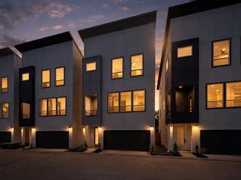 4709 Thornton Villas Lane