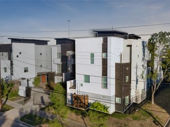 4117 Chartres Street