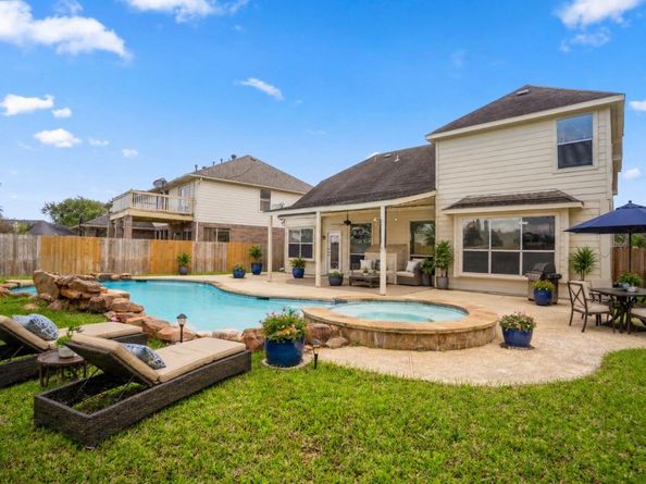 434 Williams Landing Drive, Sugar Land TX 77479