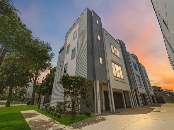 3212 Bastrop Street, Houston TX 77004