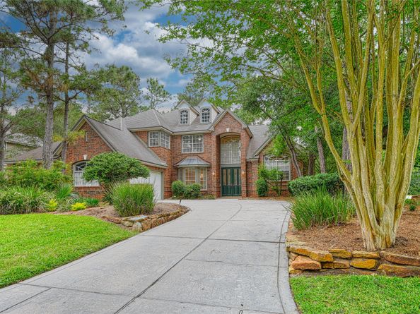 2 Woodmere Place, Spring TX 77381