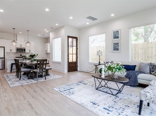6814 Burkett Street, Houston TX 77021