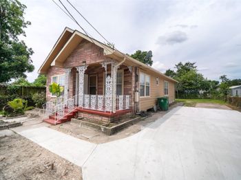 1111 Wooding Street