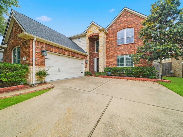 18431 W Laura Shore Drive, Cypress TX 77433