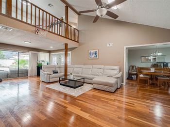 1755 Carriage Way