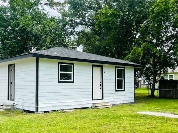 9110 Heatherside Street, Houston TX 77016