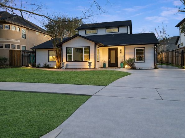 4521 Maple Street, Bellaire TX 77401