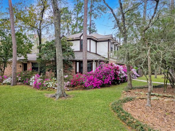 2 Chatterbird Lane, The Woodlands TX 77380