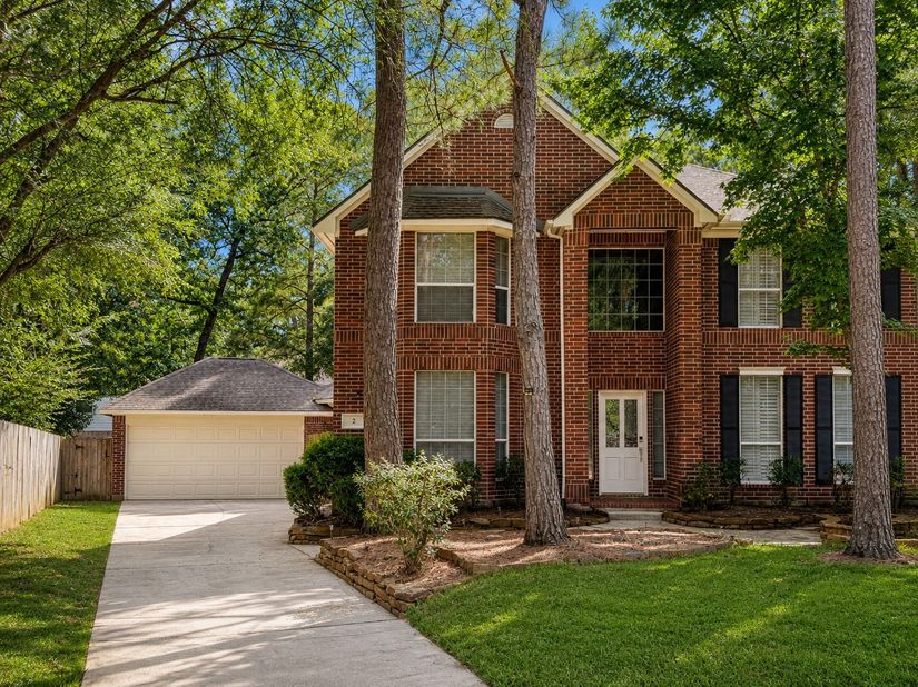 2 Wind Harp Place, The Woodlands TX 77382