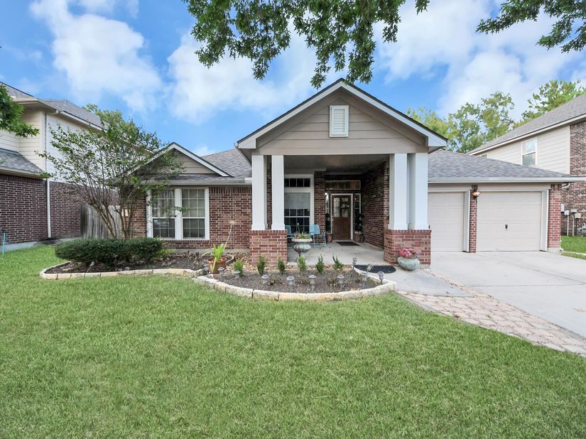 13806 Brighton Park Drive, Houston TX 77044