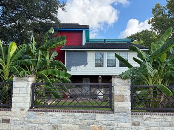 8939 Intervale Street