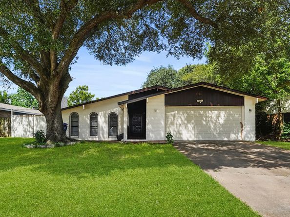 7326 El Cresta, Houston TX 77083