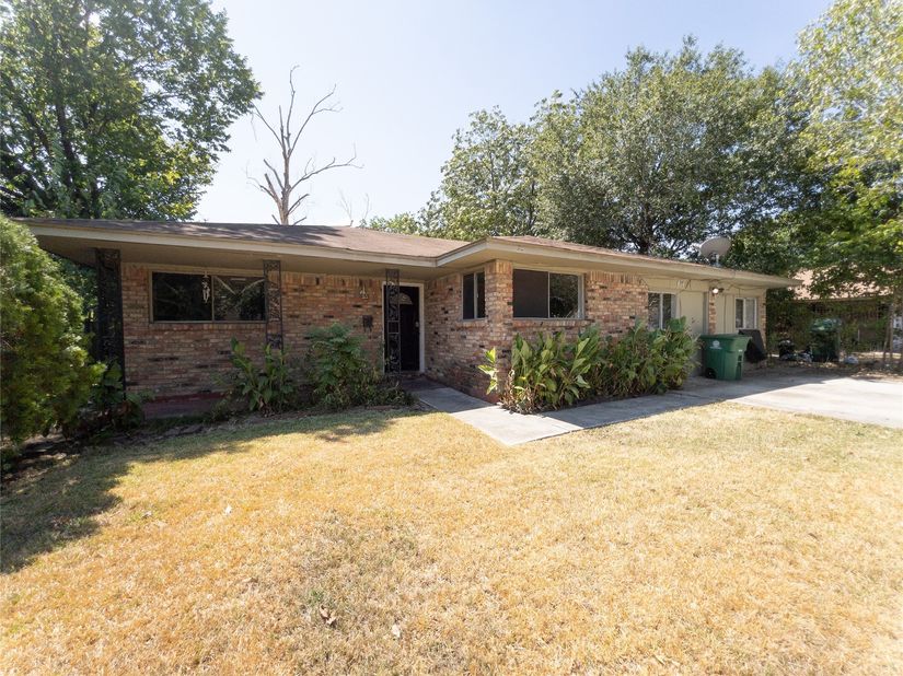 814 Eastlake Street, Houston TX 77034
