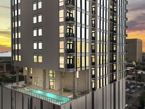 1211 Caroline Street 1109, Houston TX 77002