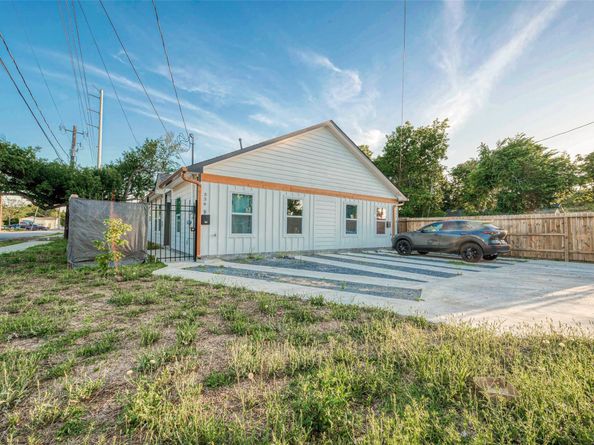 336 De Haven Street, Houston TX 77029