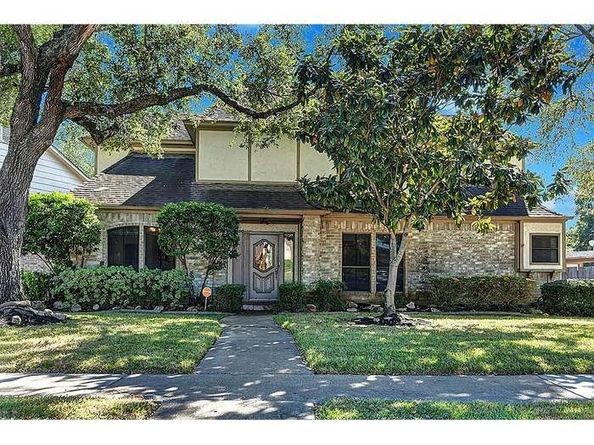 2442 Hodges Bend Circle, Sugar Land TX 77479