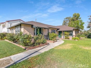 2305 Schoolside