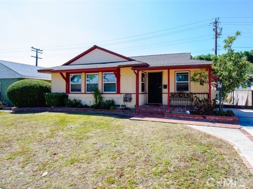 100 W Barclay, Long Beach CA 90805
