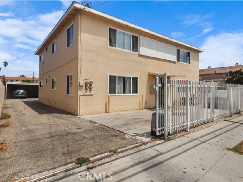 3245 Marine, Gardena CA 90249