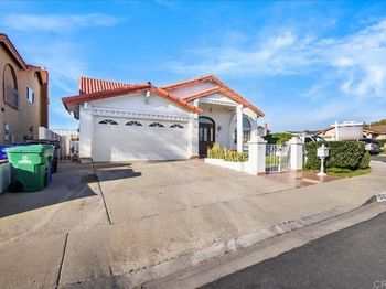 3136 Don pancho way